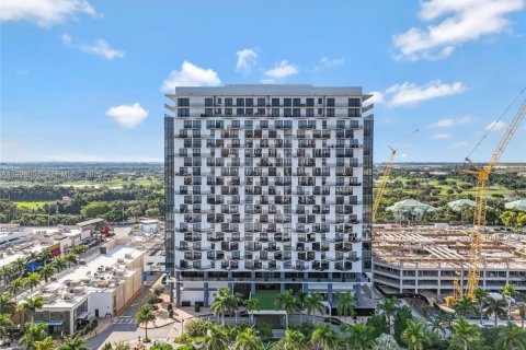Condo in Doral, Florida, 1 bedroom № 1986041 - photo 1