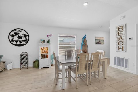 Casa en alquiler en Parrish, Florida, 4 dormitorios, 168.8 m2 № 2093471 - foto 24