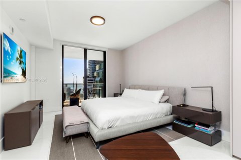 Condo in Miami, Florida, 3 bedrooms № 2027543 - photo 15