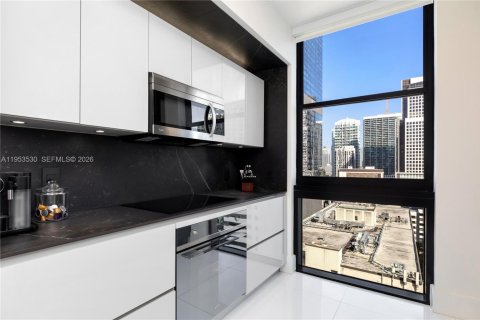 Condo in Miami, Florida, 3 bedrooms № 2027543 - photo 9