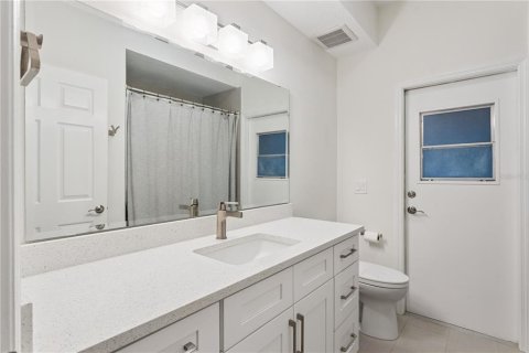 Casa en venta en Orlando, Florida, 4 dormitorios, 207.26 m2 № 2217544 - foto 25