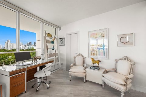 Copropriété à vendre à Miami, Floride: 1 chambre, 112.41 m2 № 2193509 - photo 9