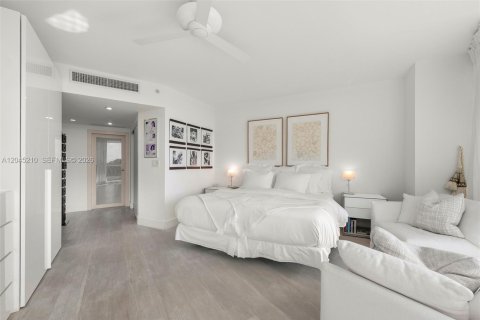 Copropriété à vendre à Miami, Floride: 1 chambre, 112.41 m2 № 2193509 - photo 22