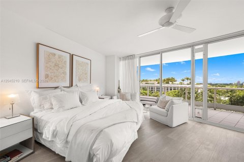Copropriété à vendre à Miami, Floride: 1 chambre, 112.41 m2 № 2193509 - photo 23