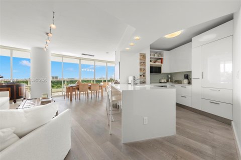 Copropriété à vendre à Miami, Floride: 1 chambre, 112.41 m2 № 2193509 - photo 4