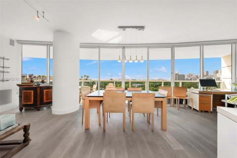 Copropriété à vendre à Miami, Floride: 1 chambre, 112.41 m2 № 2193509 - photo 7