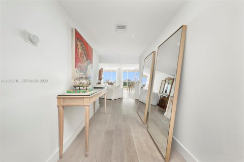 Copropriété à vendre à Miami, Floride: 1 chambre, 112.41 m2 № 2193509 - photo 3
