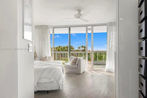 Copropriété à vendre à Miami, Floride: 1 chambre, 112.41 m2 № 2193509 - photo 24