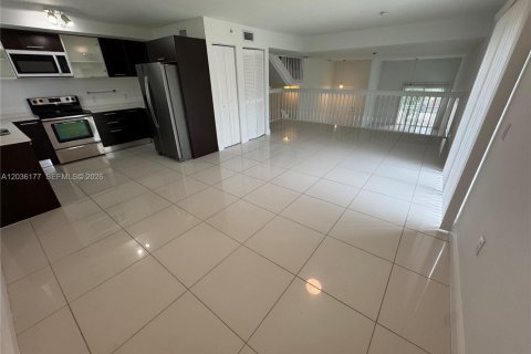 Touwnhouse à vendre à Hollywood, Floride: 3 chambres, 199.74 m2 № 2179841 - photo 19