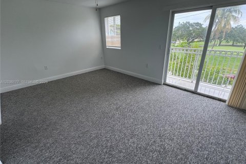 Touwnhouse à vendre à Hollywood, Floride: 3 chambres, 199.74 m2 № 2179841 - photo 26