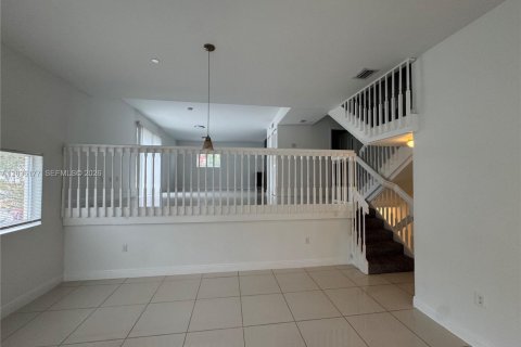 Touwnhouse à vendre à Hollywood, Floride: 3 chambres, 199.74 m2 № 2179841 - photo 13