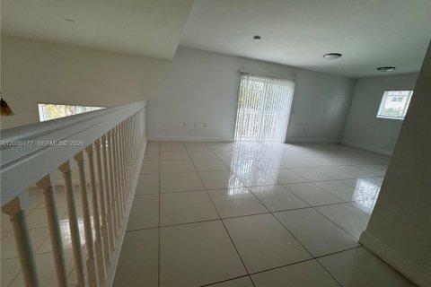 Touwnhouse à vendre à Hollywood, Floride: 3 chambres, 199.74 m2 № 2179841 - photo 14