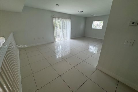 Touwnhouse à vendre à Hollywood, Floride: 3 chambres, 199.74 m2 № 2179841 - photo 15