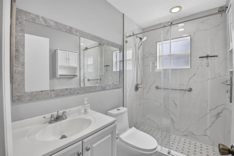 Condo in Delray Beach, Florida, 2 bedrooms  № 2185266 - photo 19