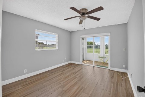 Condo in Delray Beach, Florida, 2 bedrooms  № 2185266 - photo 18