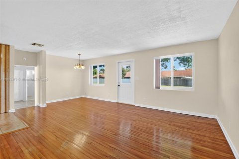 Casa en venta en Lake Worth, Florida, 3 dormitorios, 134.15 m2 № 1814658 - foto 6