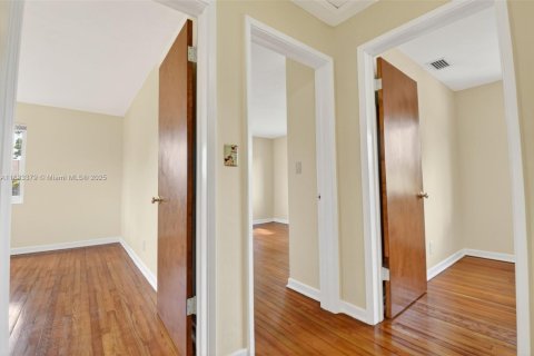 Casa en venta en Lake Worth, Florida, 3 dormitorios, 134.15 m2 № 1814658 - foto 19
