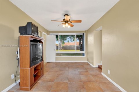 Casa en venta en Lake Worth, Florida, 3 dormitorios, 134.15 m2 № 1814658 - foto 16