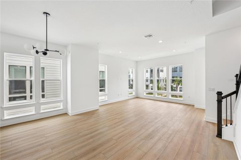 Touwnhouse à vendre à Orlando, Floride: 3 chambres, 193.7 m2 № 1786761 - photo 6