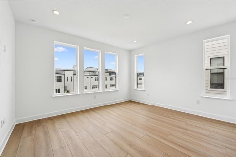 Touwnhouse à vendre à Orlando, Floride: 3 chambres, 193.7 m2 № 1786761 - photo 8