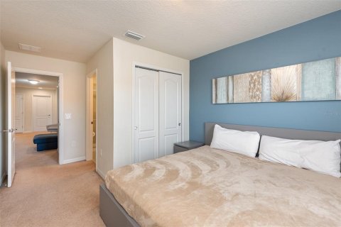 Touwnhouse à vendre à Kissimmee, Floride: 5 chambres, 210.24 m2 № 2280432 - photo 16