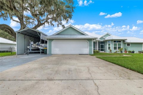 House in Avon Park, Florida 4 bedrooms, 239.78 sq.m. № 2403711