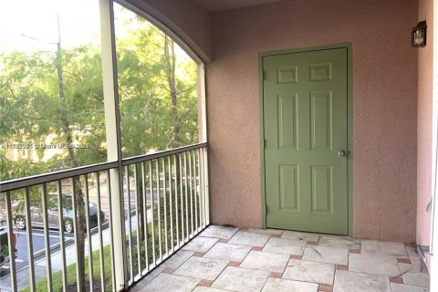 Condo in Coral Springs, Florida, 1 bedroom  № 2068923 - photo 9