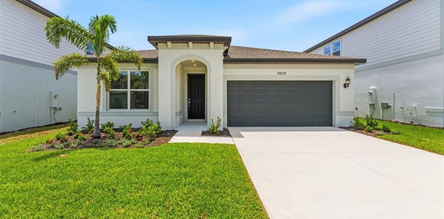 House in Thonotosassa, Florida 4 bedrooms, 171.87 sq.m. № 2117962