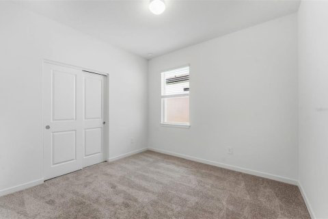 House in Thonotosassa, Florida 4 bedrooms, 171.87 sq.m. № 2117962 - photo 14