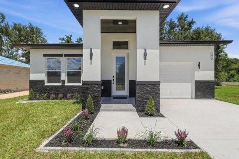 Villa ou maison à Winter Haven, Floride 4 chambres, 185.8 m2 № 2349227