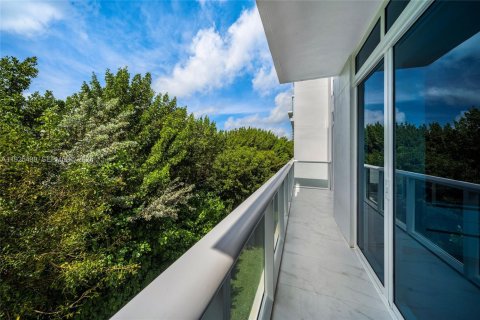 Купить кондоминиум в Майами-Бич, Флорида 3 спальни, 204.57м2, № 1984124 - фото 28