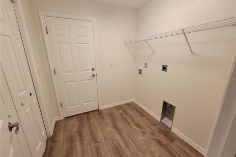 Casa en alquiler en Summerfield, Florida, 3 dormitorios, 154.59 m2 № 2266336 - foto 7