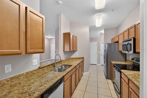 Touwnhouse à louer à Winter Garden, Floride: 3 chambres, 181.72 m2 № 2116800 - photo 7