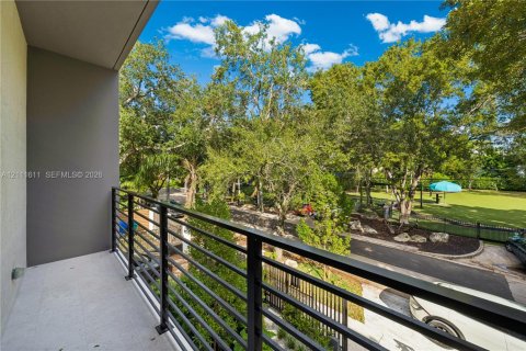 Adosado en venta en Miami, Florida, 4 dormitorios, 253.44 m2 № 2432229 - foto 22