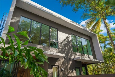 Adosado en venta en Miami, Florida, 4 dormitorios, 253.44 m2 № 2432229 - foto 26
