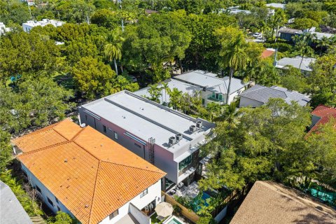 Adosado en venta en Miami, Florida, 4 dormitorios, 253.44 m2 № 2432229 - foto 30