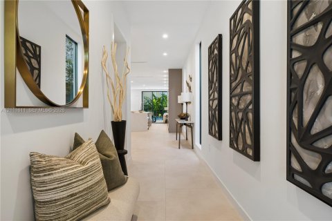 Adosado en venta en Miami, Florida, 4 dormitorios, 253.44 m2 № 2432229 - foto 4