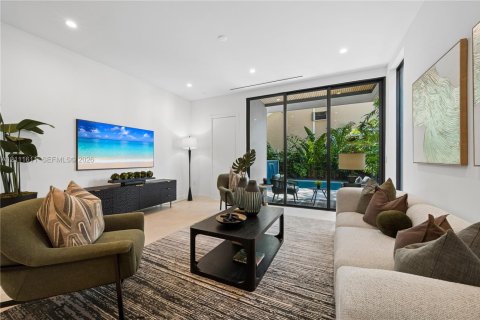 Adosado en venta en Miami, Florida, 4 dormitorios, 253.44 m2 № 2432229 - foto 11