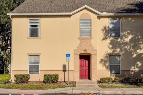 Townhouse in Kissimmee, Florida 4 bedrooms, 174.01 sq.m. № 1841779 - photo 1
