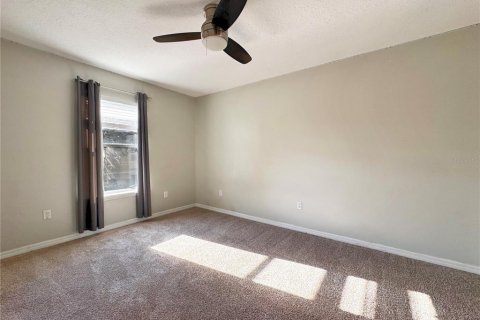 Townhouse in Kissimmee, Florida 4 bedrooms, 174.01 sq.m. № 1841779 - photo 17