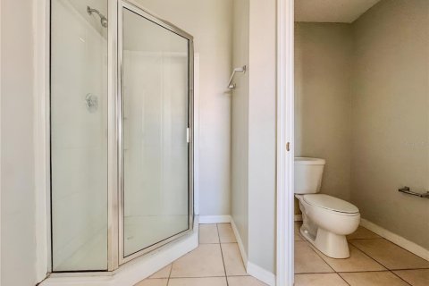 Townhouse in Kissimmee, Florida 4 bedrooms, 174.01 sq.m. № 1841779 - photo 13