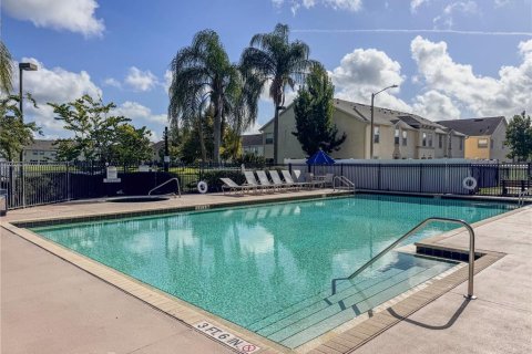 Townhouse in Kissimmee, Florida 4 bedrooms, 174.01 sq.m. № 1841779 - photo 30