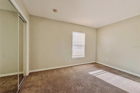 Townhouse in Kissimmee, Florida 4 bedrooms, 174.01 sq.m. № 1841779 - photo 19