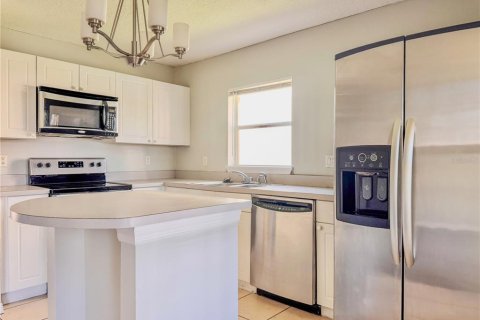 Townhouse in Kissimmee, Florida 4 bedrooms, 174.01 sq.m. № 1841779 - photo 9