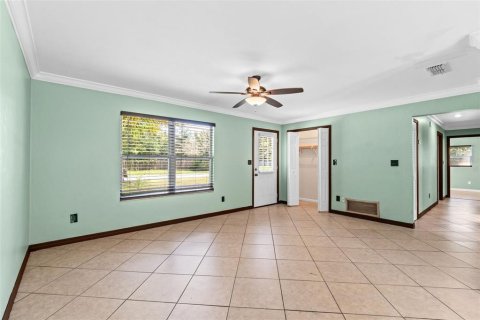 House in Gainesville, Florida 3 bedrooms, 122.82 sq.m. № 1899695 - photo 6