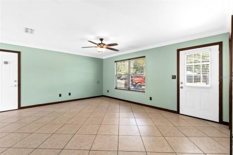House in Gainesville, Florida 3 bedrooms, 122.82 sq.m. № 1899695 - photo 4