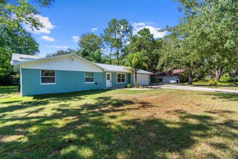 House in Gainesville, Florida 3 bedrooms, 122.82 sq.m. № 1899695 - photo 17