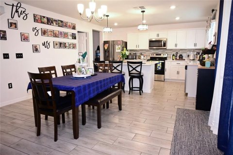 Casa en venta en Winter Haven, Florida, 4 dormitorios, 283.82 m2 № 1680670 - foto 11
