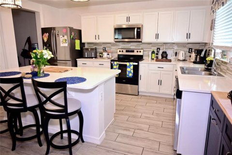 Casa en venta en Winter Haven, Florida, 4 dormitorios, 283.82 m2 № 1680670 - foto 13