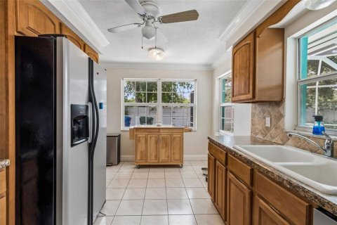 Villa ou maison à vendre à Clearwater, Floride: 2 chambres, 124.3 m2 № 2149633 - photo 21